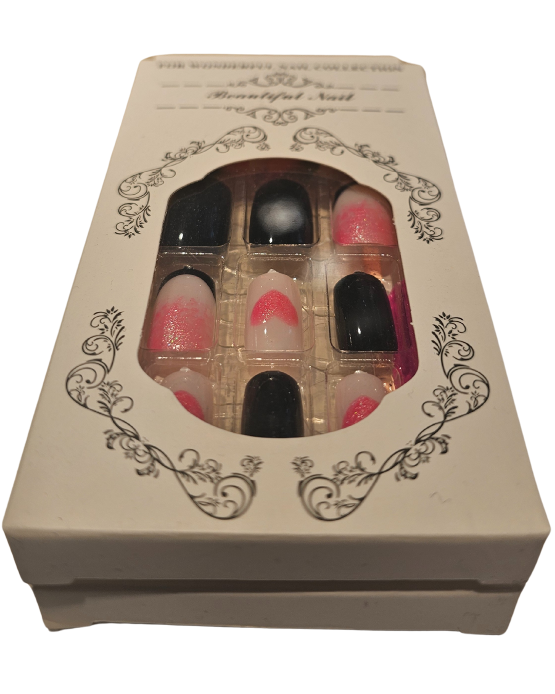 Press On Nails : court - carré - blanc, noir, rose, cœur, paillette (Ref N038)