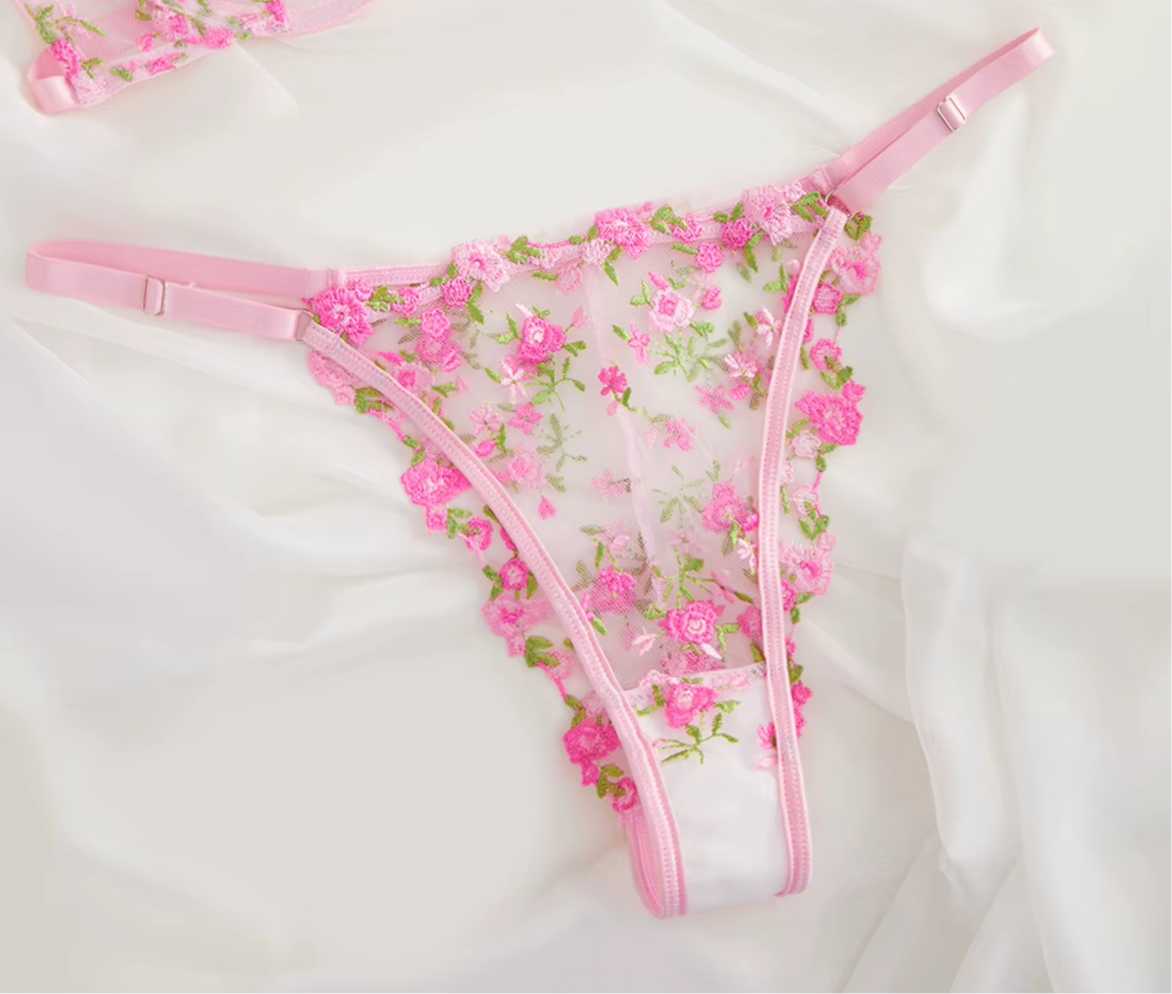 Dessous, lingerie : tanga (Ref 088)