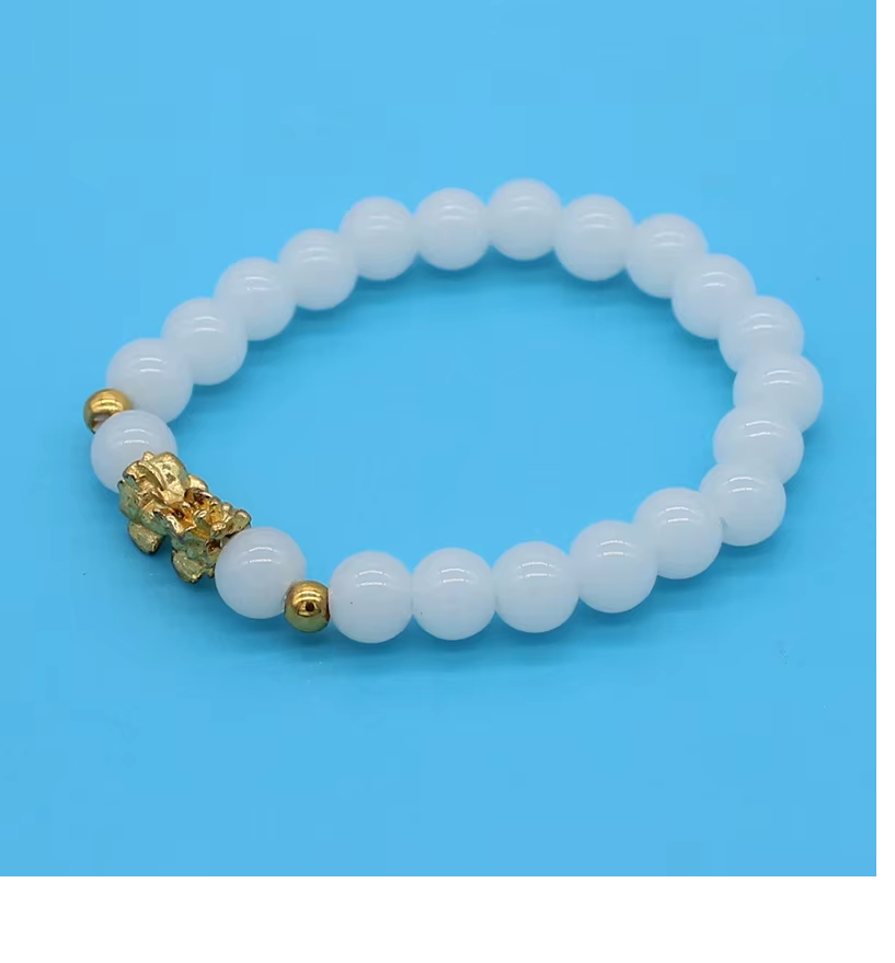Bracelet -  perle blanche et dragon doré (Ref B005)