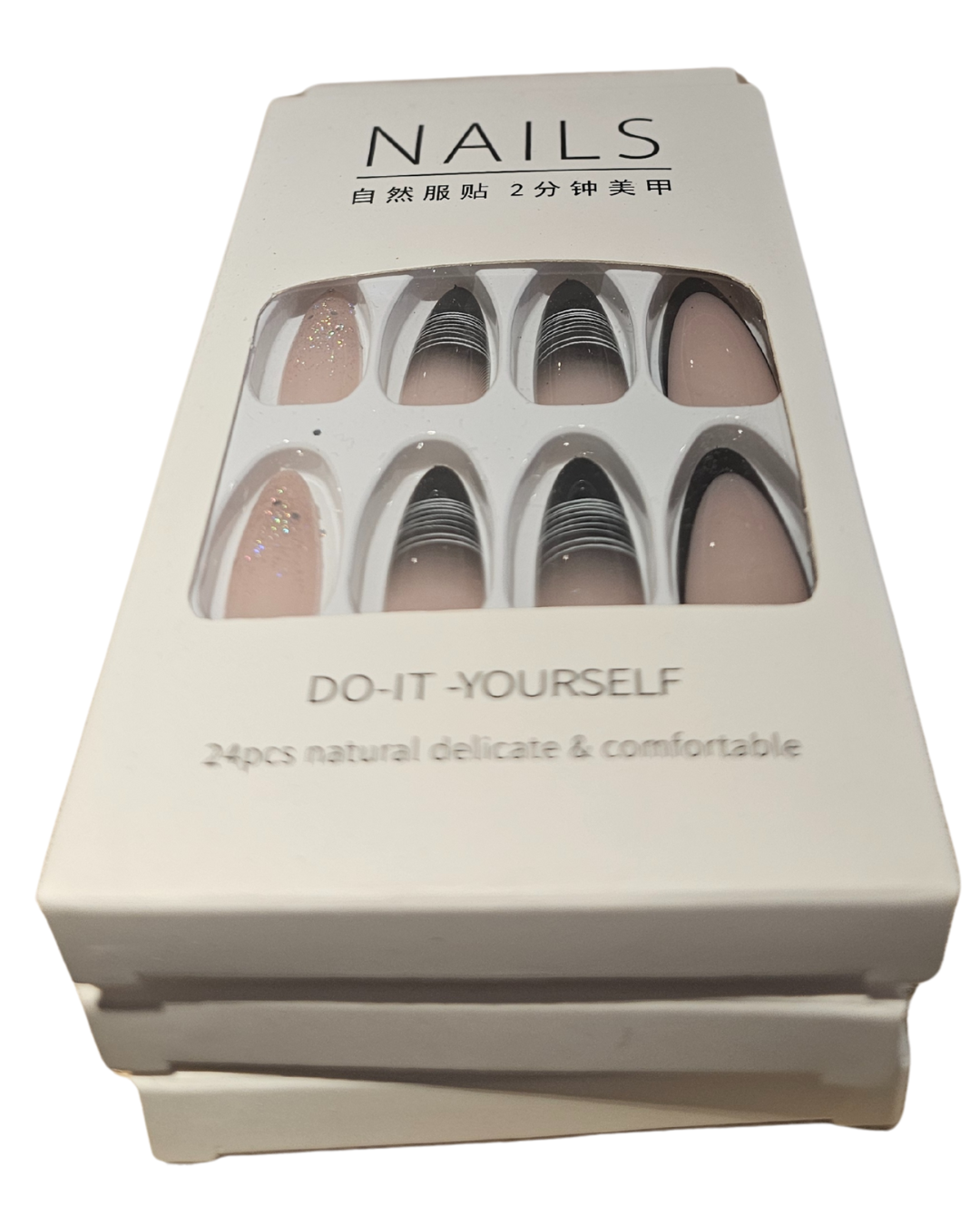 Press On Nails : moyen - amande - nude, paillettes, noir et blanc  (Ref N014)